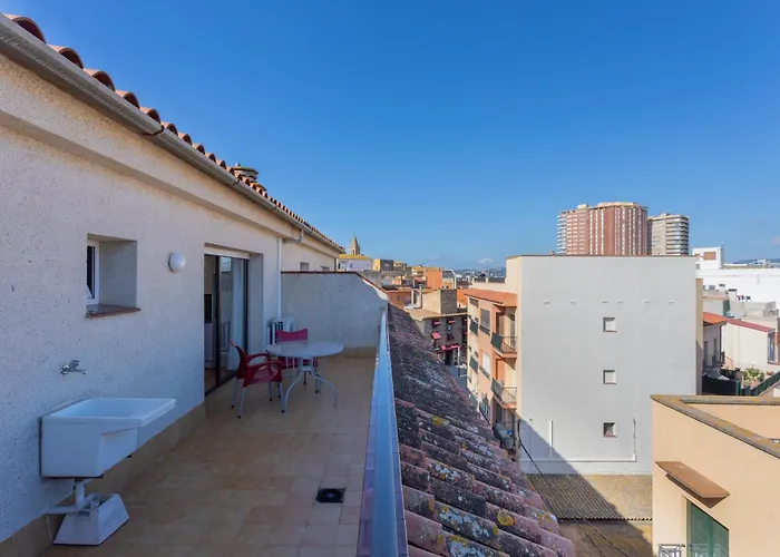 - Pal Palamós